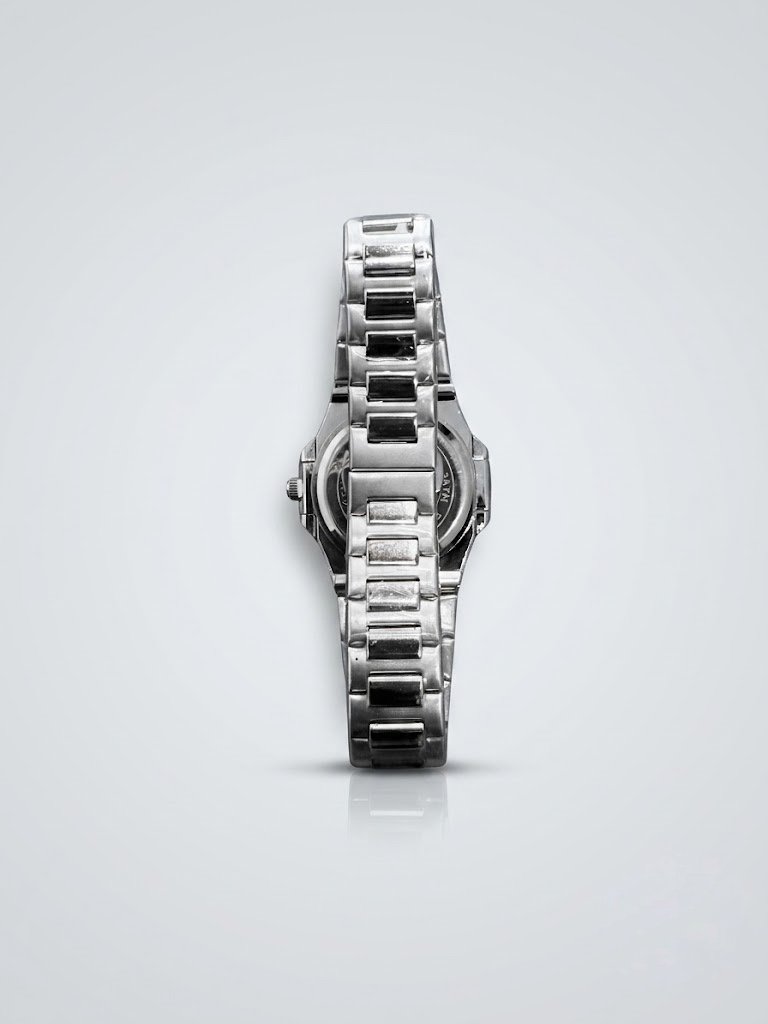 patek philippe nautilus emerald bezel silver watch 2 patek philippe nautilus emerald bezel silver watch 2