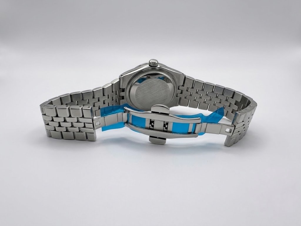 rlx silver stainless steel watch (2) rlx silver stainless steel watch (2)